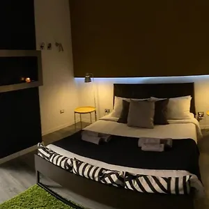 Couette-café Minihomecatania
